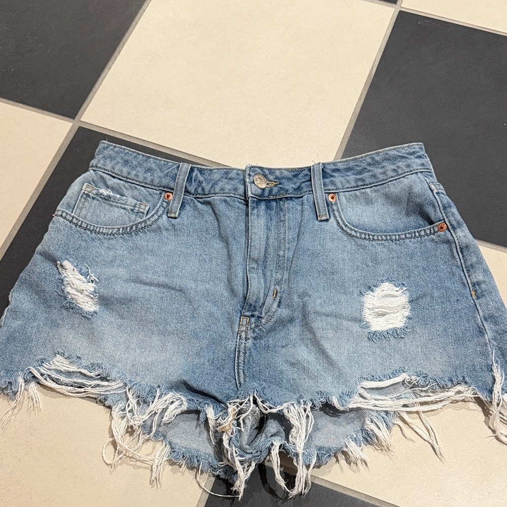 Forever 21 Light Blue Distressed Denim Cutoff Jean Shorts